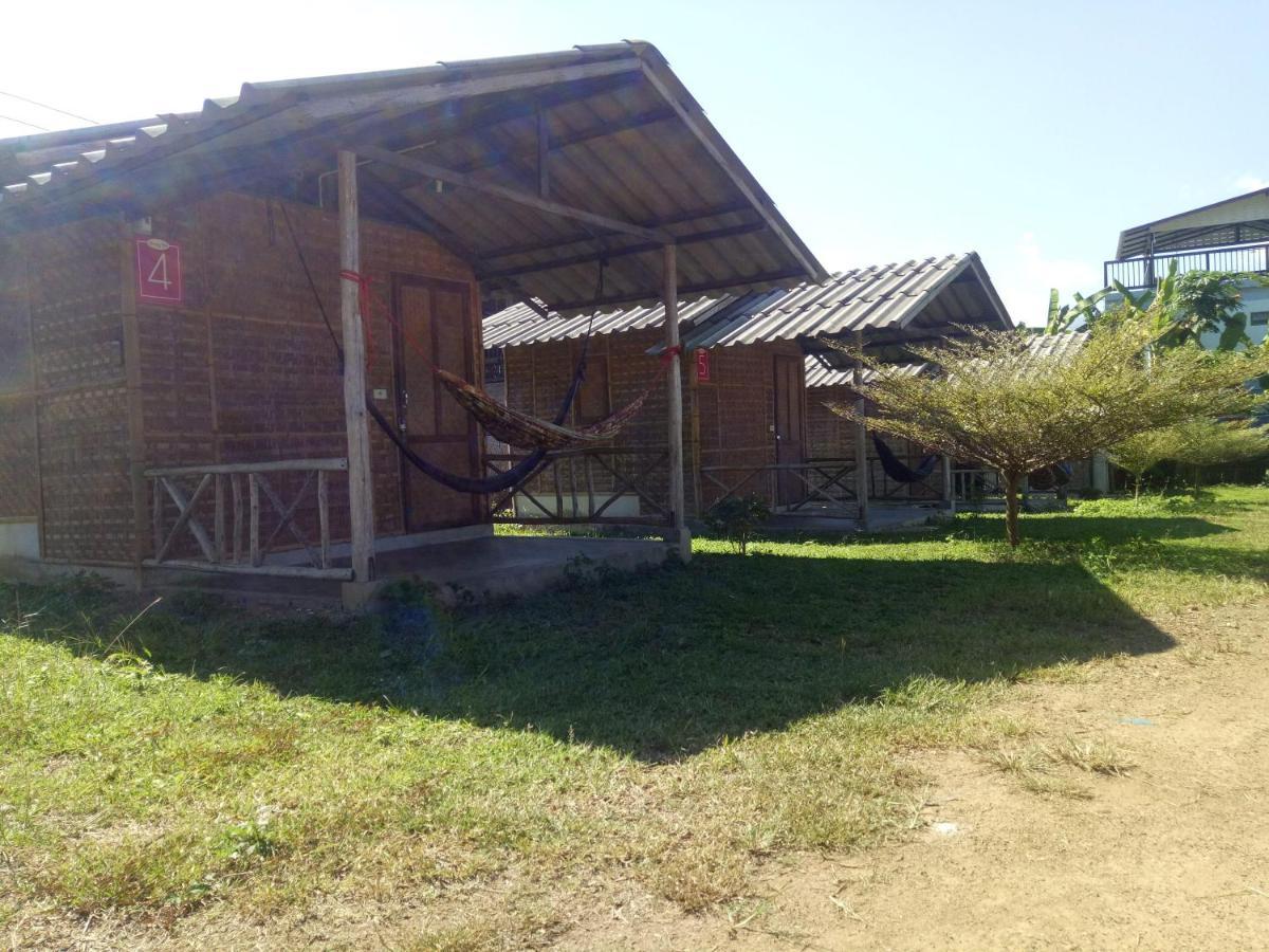 Pai Sleepy Hut Guest House Екстериор снимка