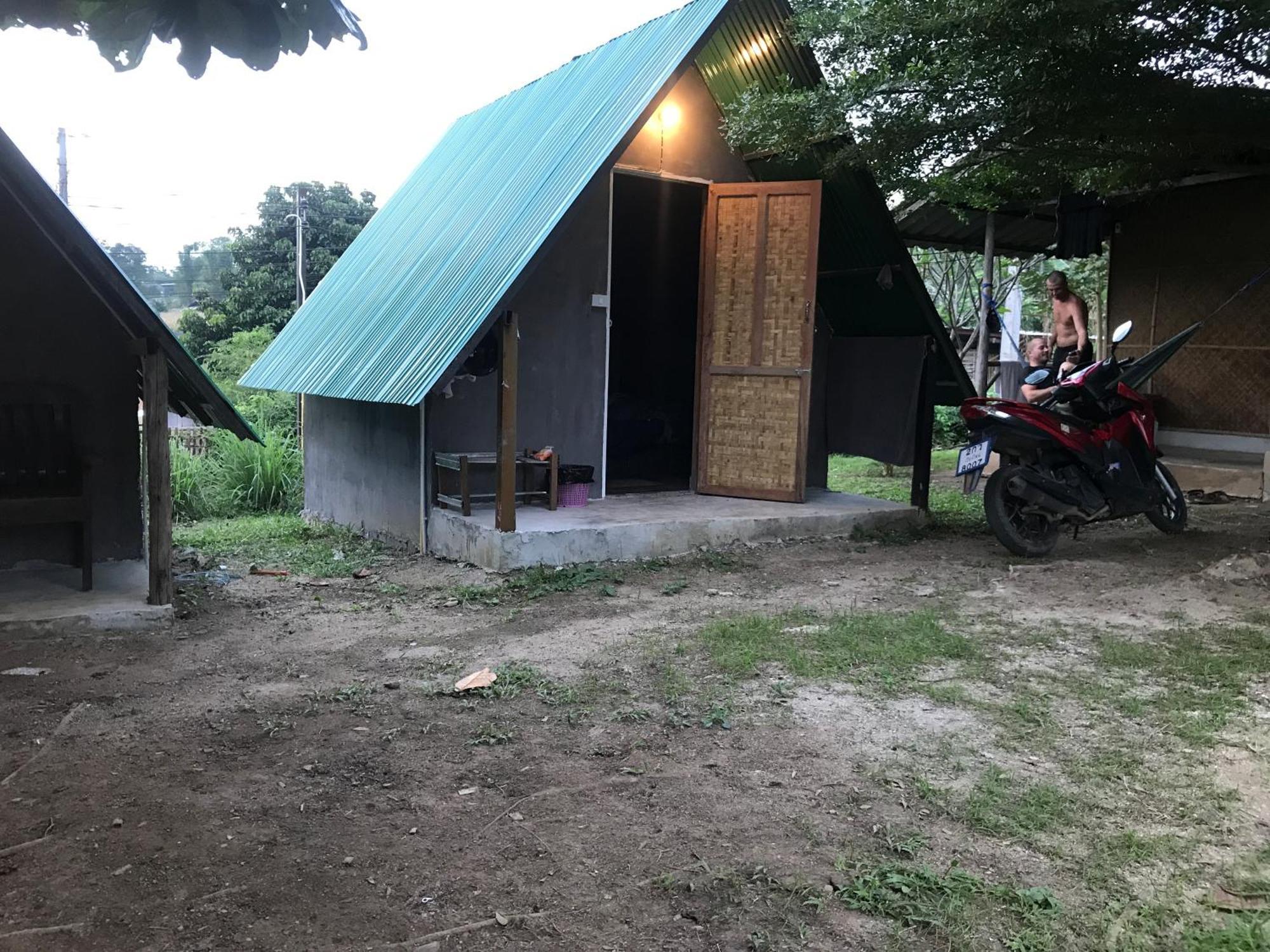 Pai Sleepy Hut Guest House Екстериор снимка